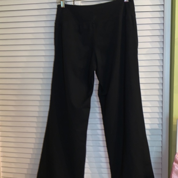 Inmotion vintage black workout pants small - Picture 2 of 6